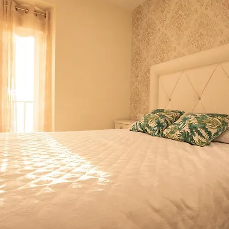 Gallery Hotel